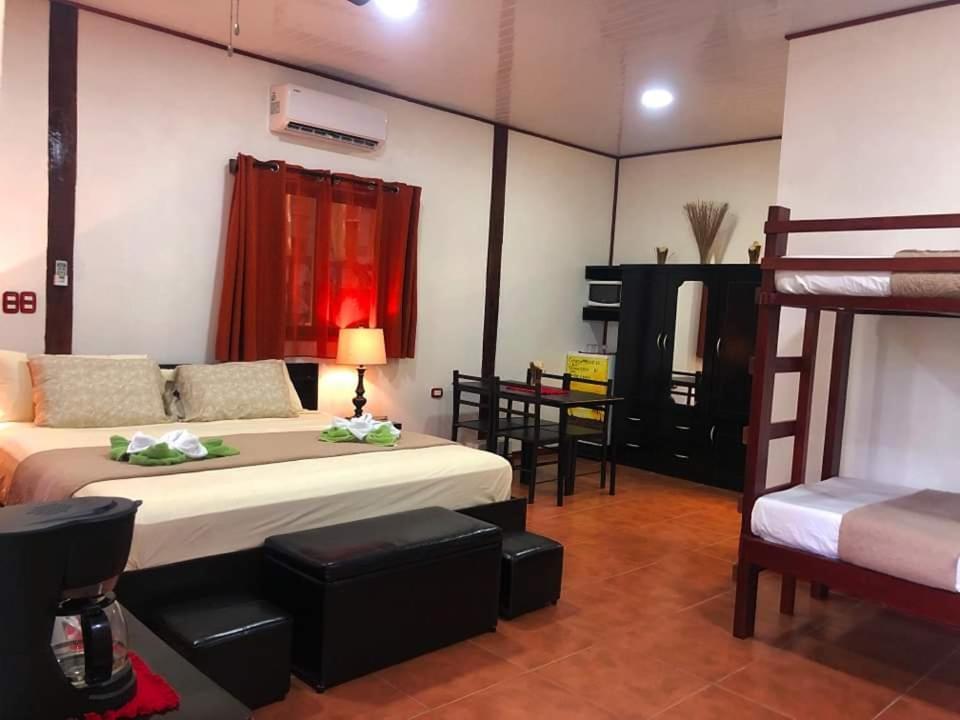 Hotel Casa Vito Beachfront Puerto Viejo de Talamanca 外观 照片